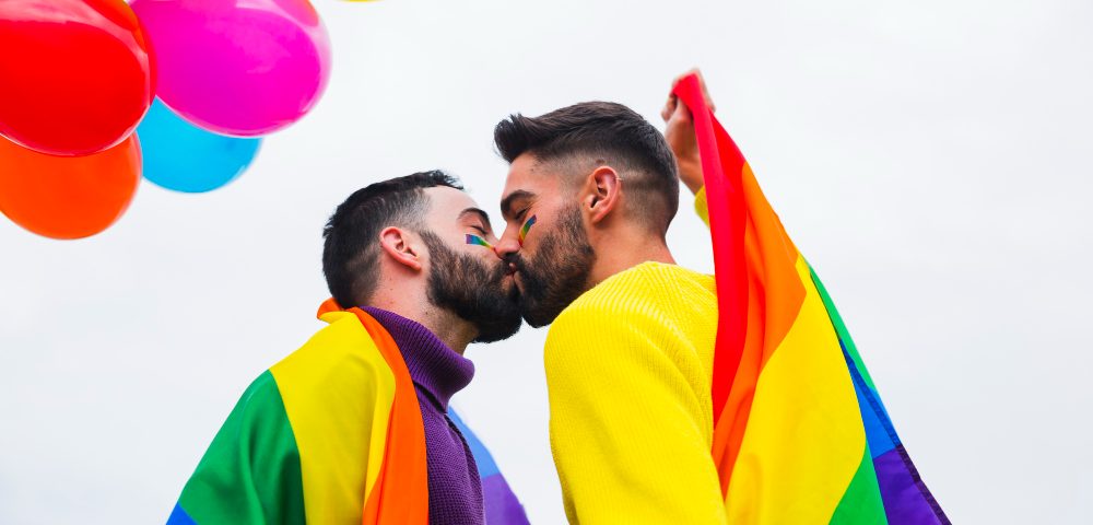 partener gay în România